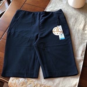 NWT TAIL Allure Navy Bermuda Shorts Size 8